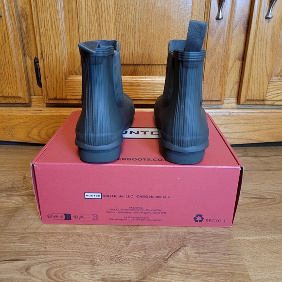 Hunter Womens Size 6 Original Chelsea Rain Boots Dark Olive Green - Picture 6 of 13